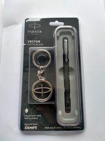 Parker Vector Matte Black Fountain Pen with KeyChain